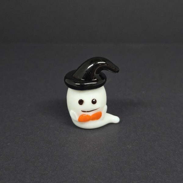 Miniatures - Hatted Ghost
