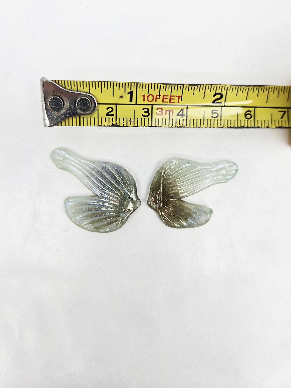 Handmade Glass Fairy Wings - Pale Chartreuse - Image 3
